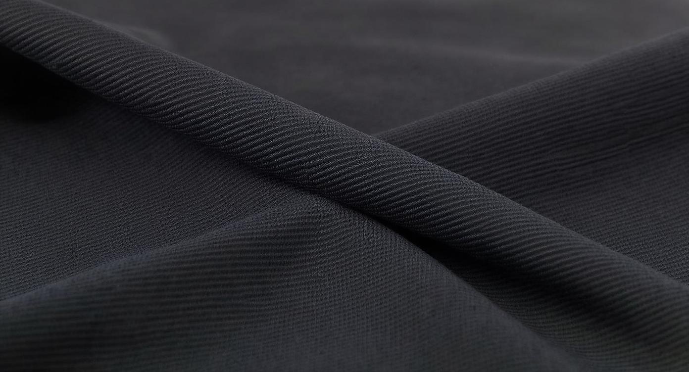 What’s the ideal GSM for 70% Nylon / 30% Spandex Compression Pants in hot climates?