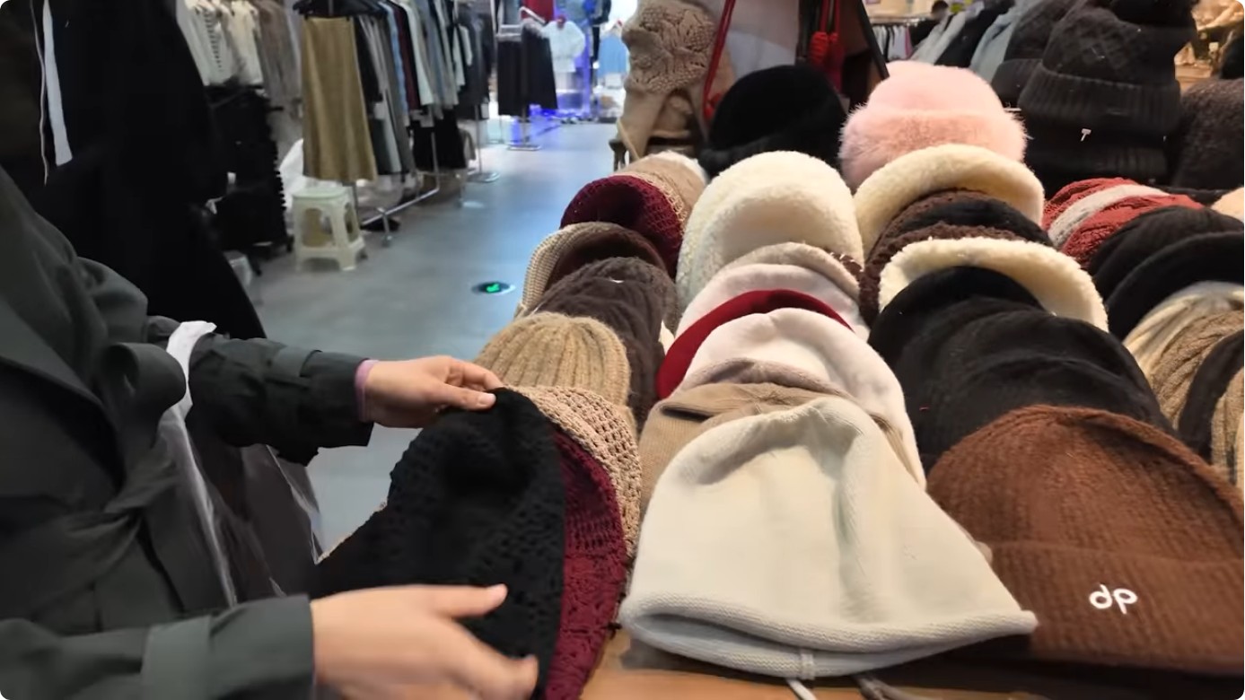 hoodies vs sweatshirt