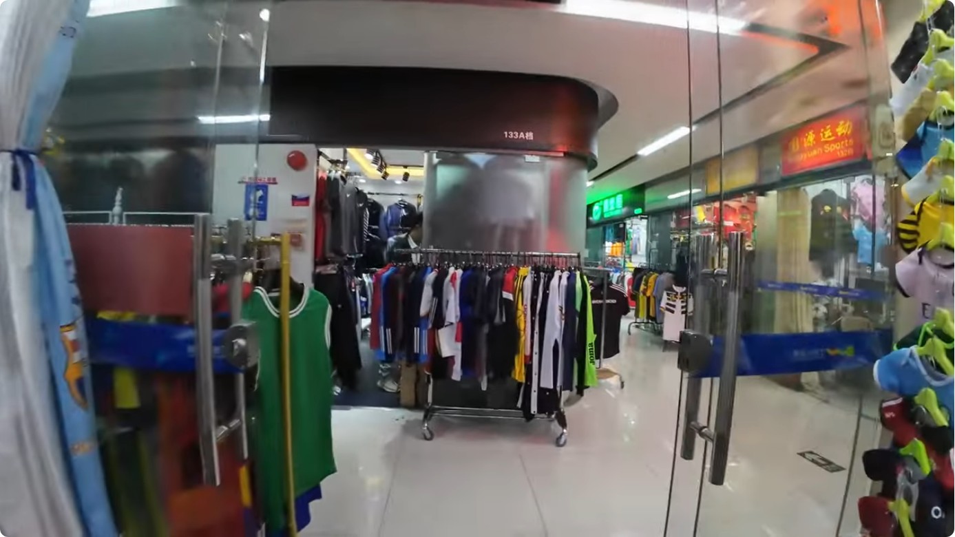 italian sports apparel brands